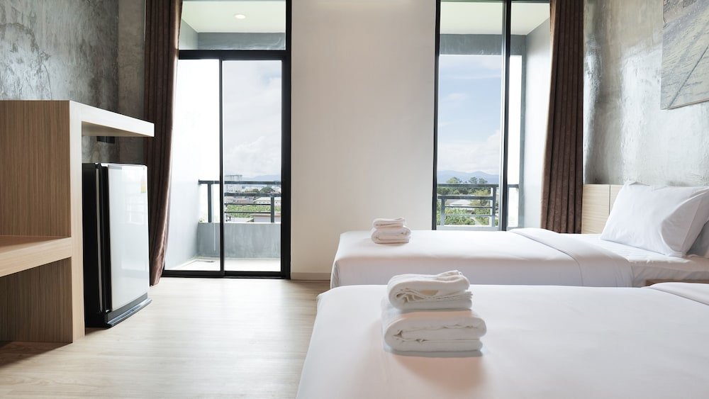 b2 chiang rai phahonyothin boutique and budget hotel