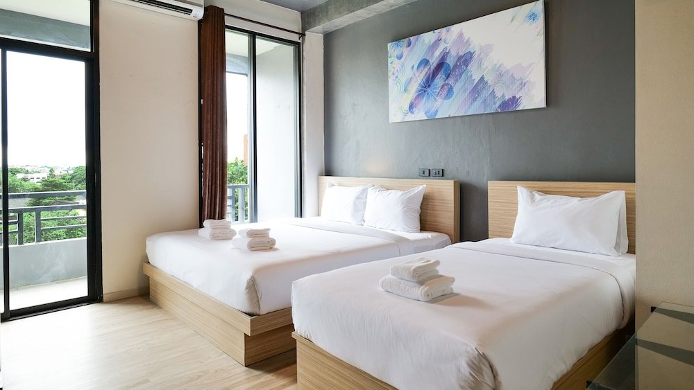 b2 chiang rai phahonyothin boutique and budget hotel