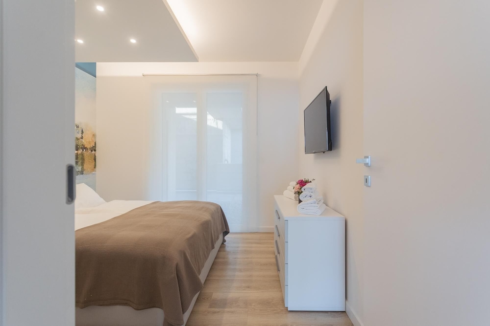 valarin roma luxory apartment wellness