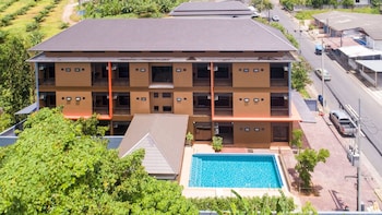 thip thip hotel
