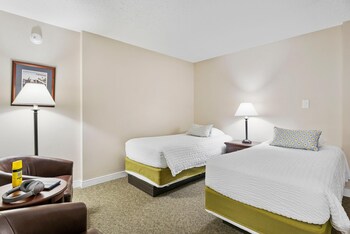 sandy cove third east standard suite