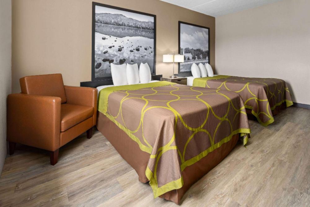 super 8 by wyndham henrietta rochester area