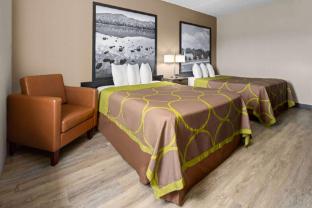 super 8 by wyndham henrietta rochester area