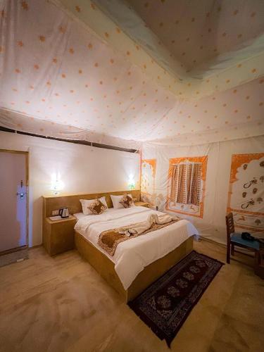 hotel golden safari