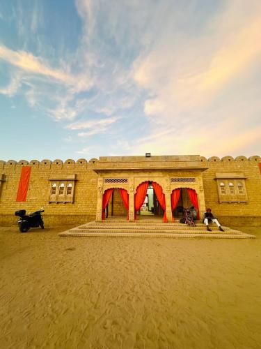 hotel golden safari