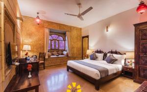 hotel golden safari