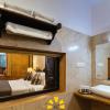 hotel golden safari
