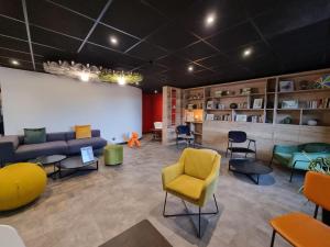 Ibis Pontarlier,Doubs>>Besancon,3 star