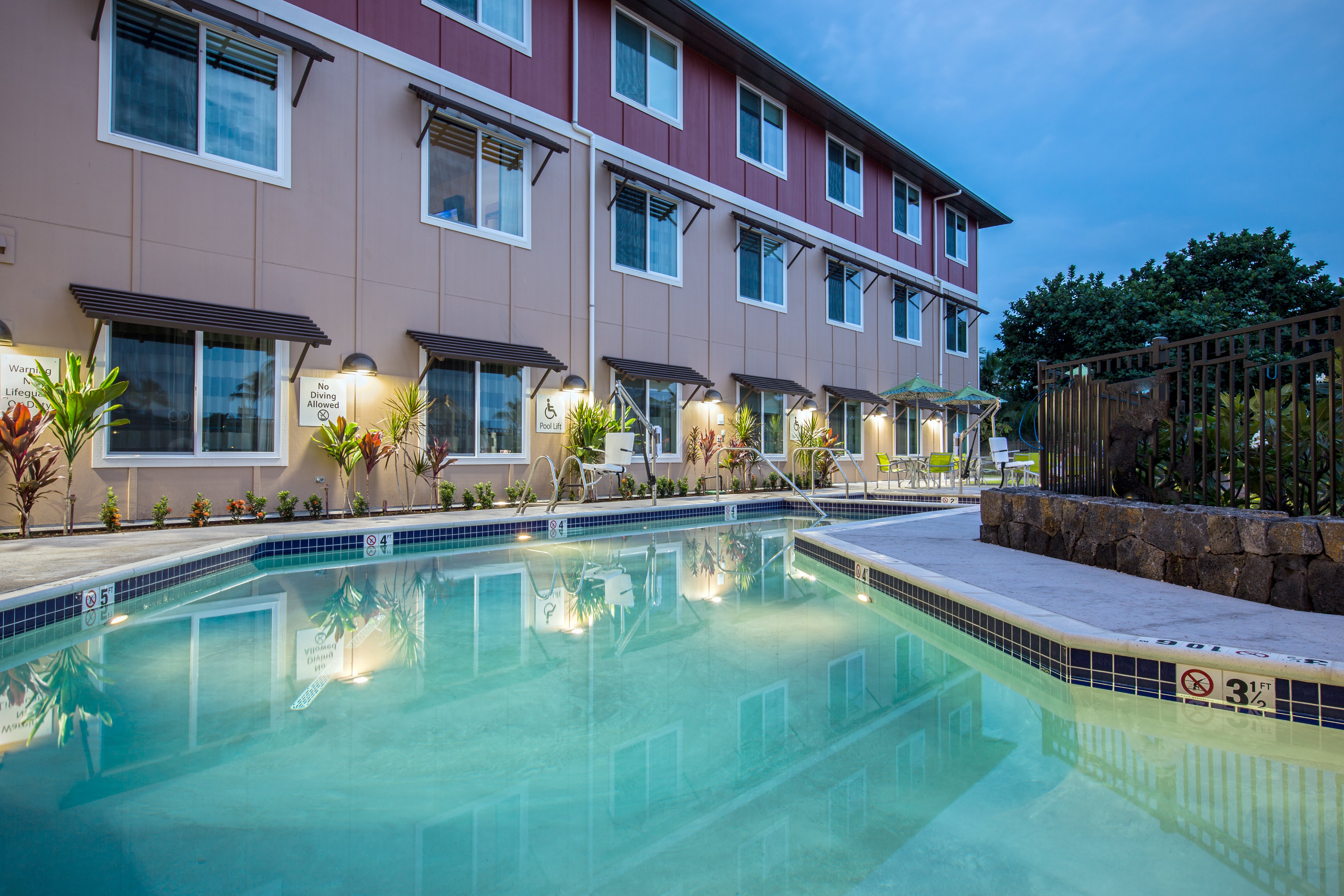 holiday inn express hotel and suites kailua kona by ihg