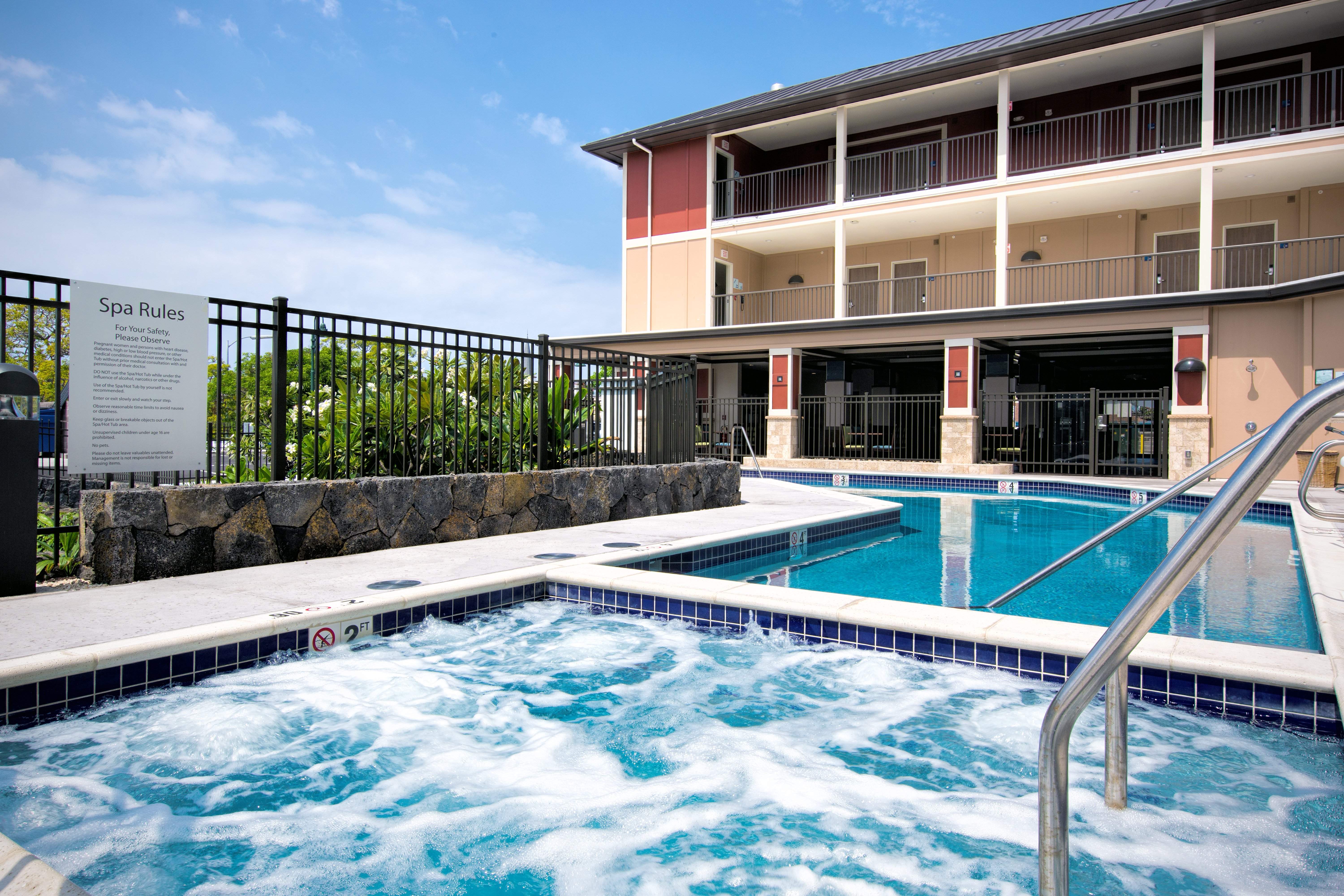 holiday inn express hotel and suites kailua kona by ihg