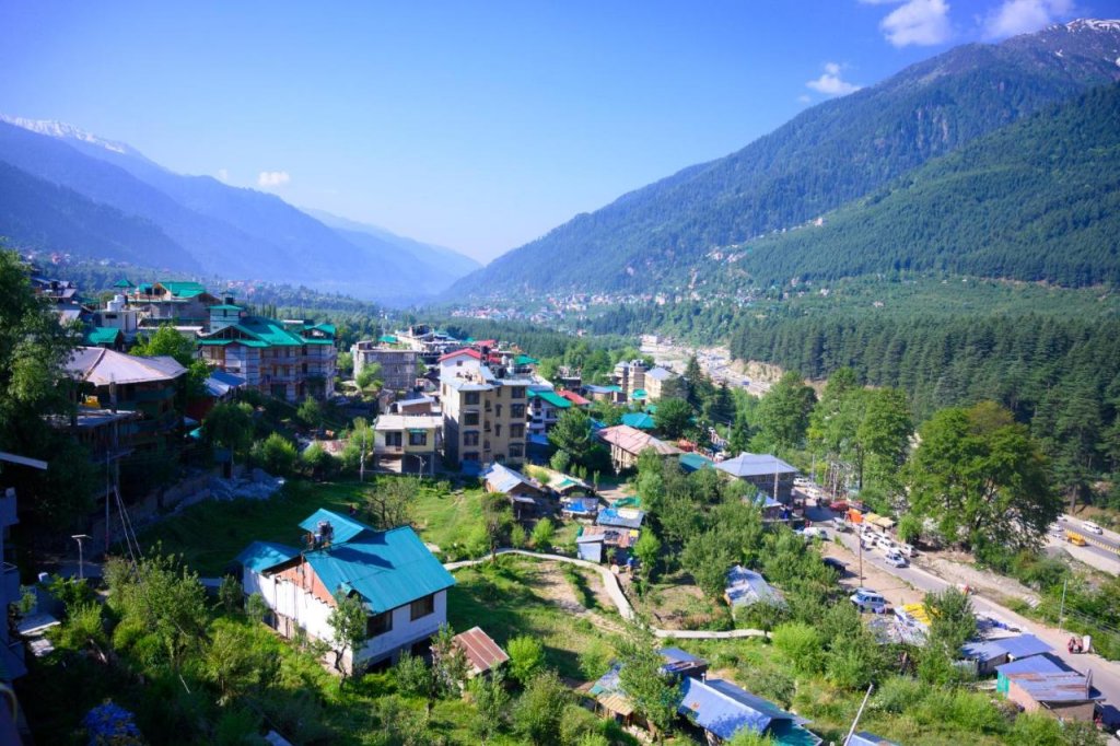 the hostel manali