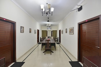 Oyo 7337 Sai Leela,Red Cross Rd, Chari Chaka, Badasankha, Puri, Odisha 752002,3 star