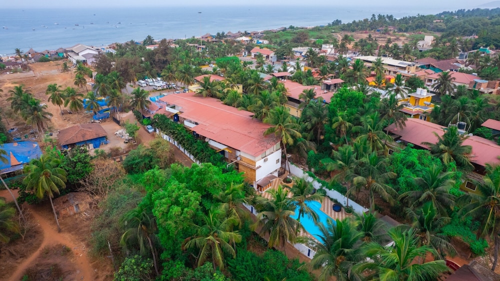 bluebell beach resort