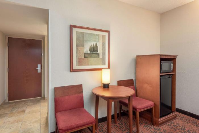 hampton inn by hilton branson on the strip