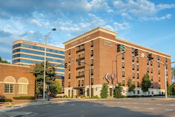 hampton inn and suites knoxville downtown