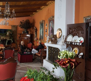 Hotel-Img