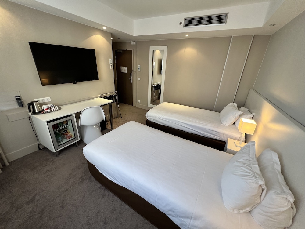 holiday inn paris auteuil by ihg