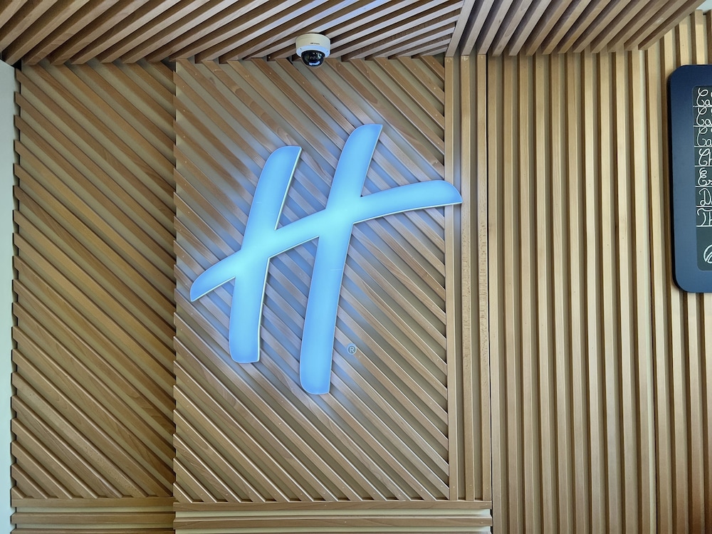 holiday inn paris auteuil by ihg