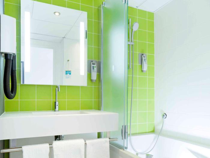 ibis styles paris porte dorleans