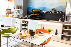 ibis styles paris porte dorleans