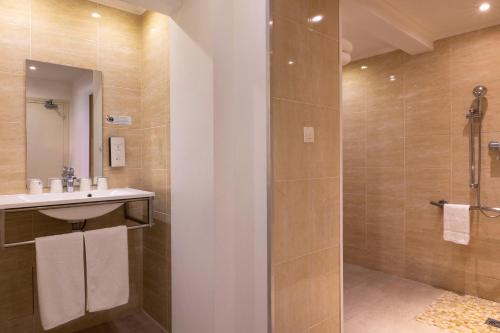 Hotel Chatillon Paris Montparnasse,Paris>>Montparnasse,3 star
