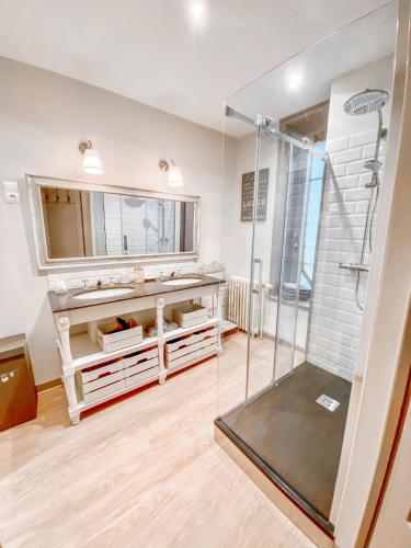 chateau de laforest quito