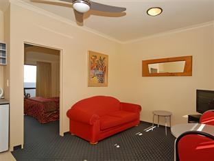 the rocks motel