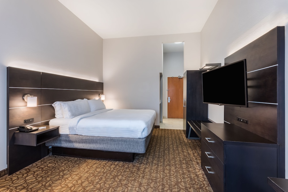 holiday inn express hotel and suites bremen by ihg