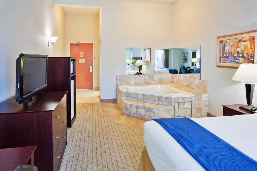 holiday inn express hotel and suites bremen by ihg