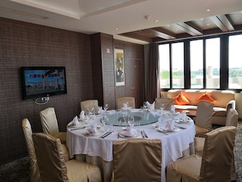 huatian chinagora hotel