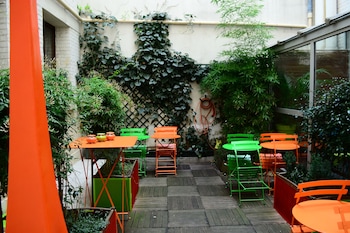 Hotel Alpha Paris Eiffel By Patrick Hayat ,Hauts-De-Seine>>Boulogne-Billancourt,3 star