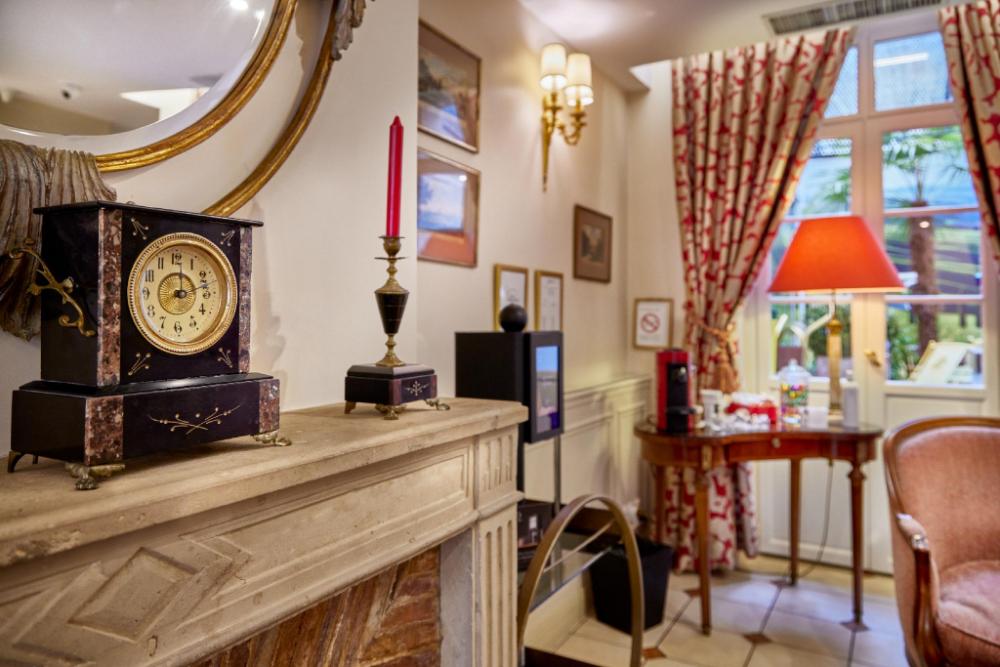 le relais montmartre