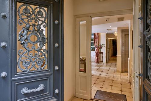 le relais montmartre