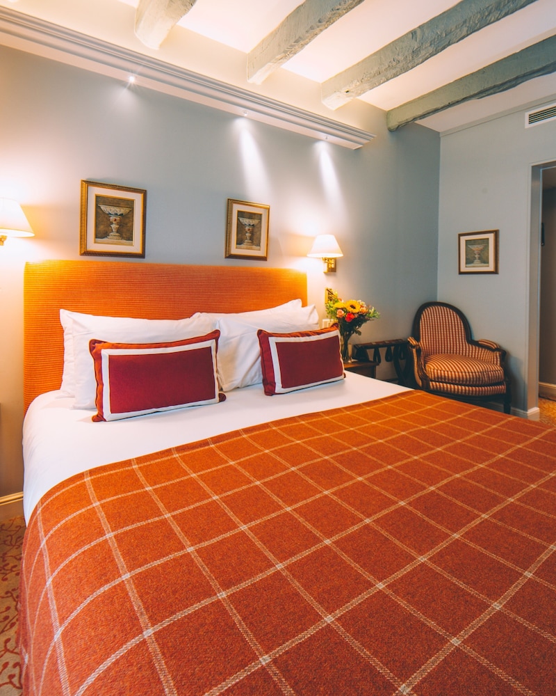 le relais montmartre