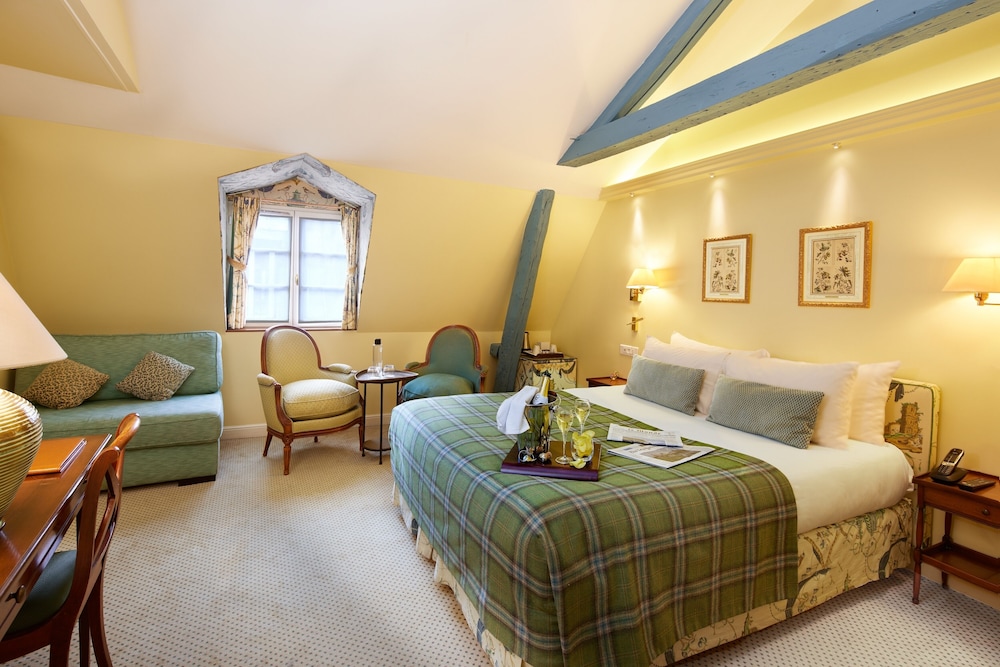 le relais montmartre