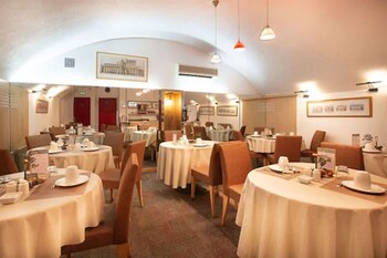 hotel pavillon bastille