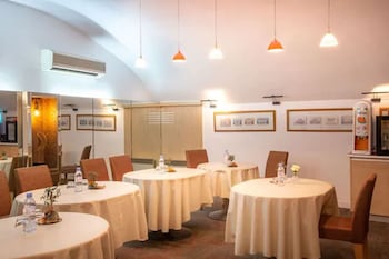 hotel pavillon bastille