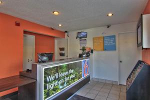 Motel 6 Sacramento, Ca - Old Sacramento North,Sacramento County>>Sacramento,2 star