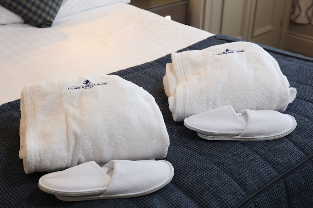 Crown And Mitre Hotel,Cumbria>>Carlisle,3 star