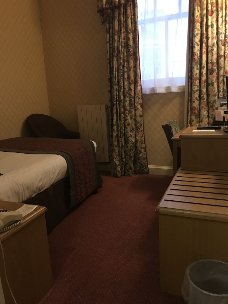 Crown And Mitre Hotel,Cumbria>>Carlisle,3 star