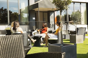 executive hotel paris gennevilliers