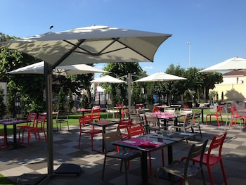 executive hotel paris gennevilliers