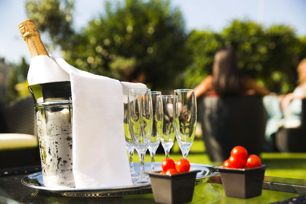 executive hotel paris gennevilliers