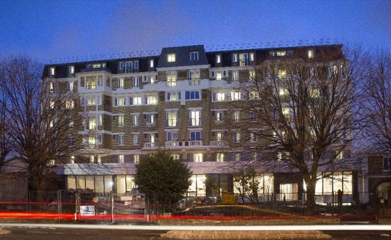 executive hotel paris gennevilliers