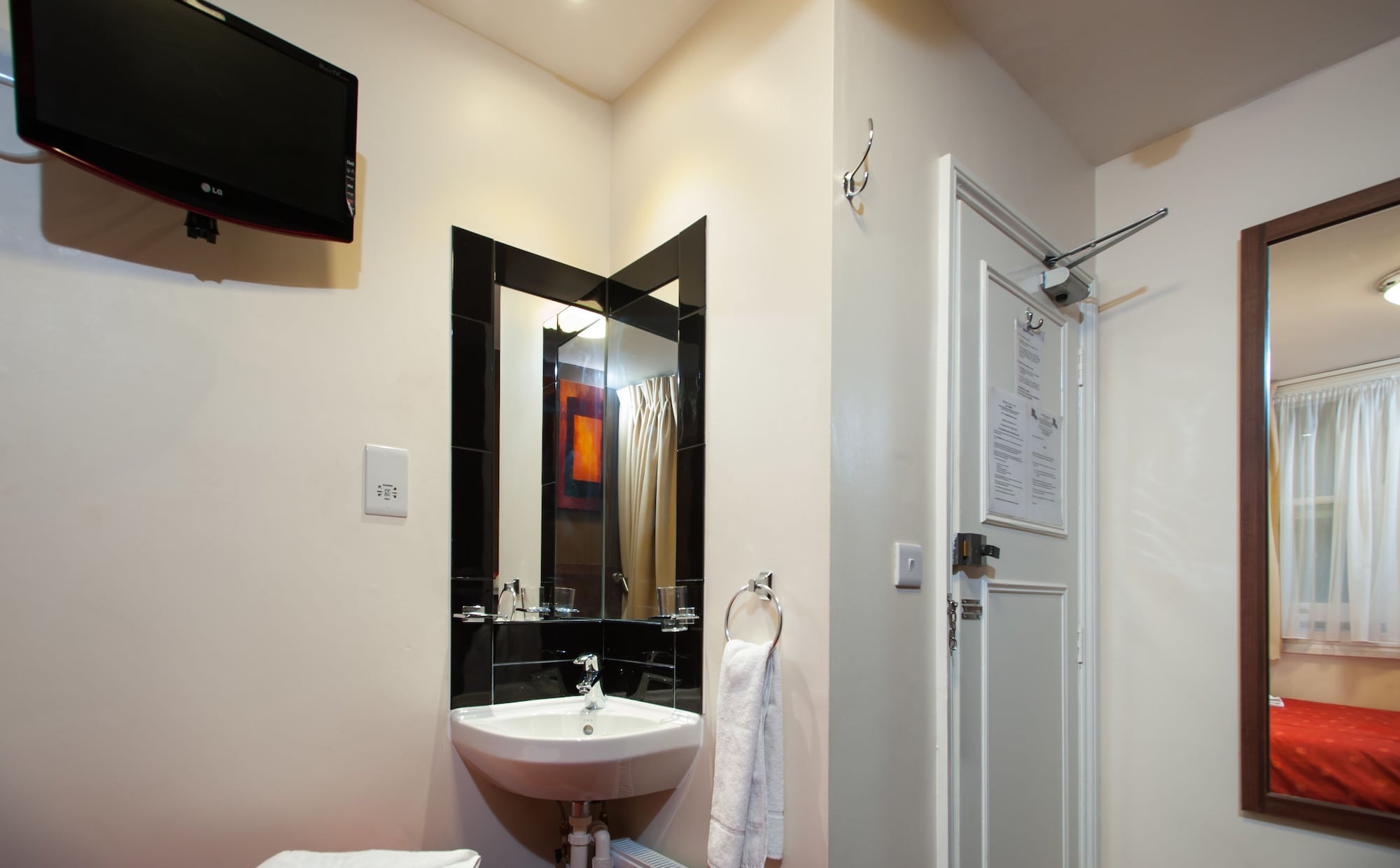marble arch inn hotel