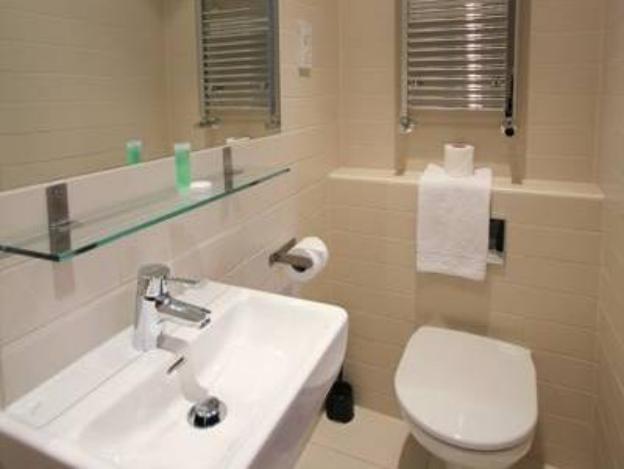 princes square serviced apartments by concept apartments