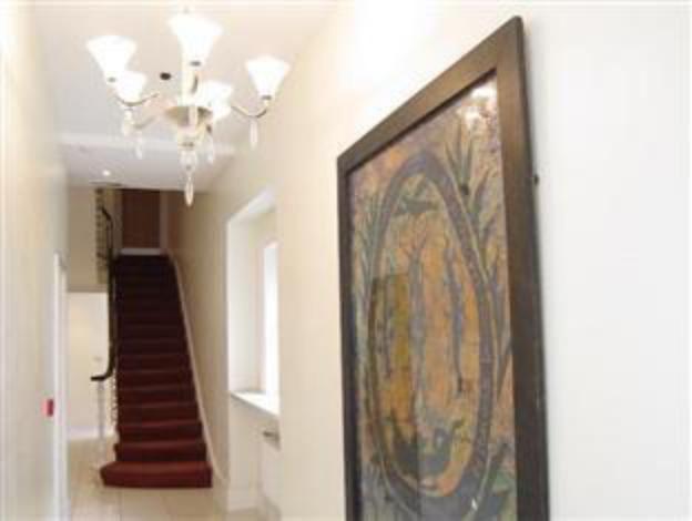 princes square serviced apartments by concept apartments