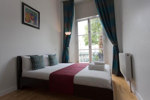 princes square serviced apartments by concept apartments