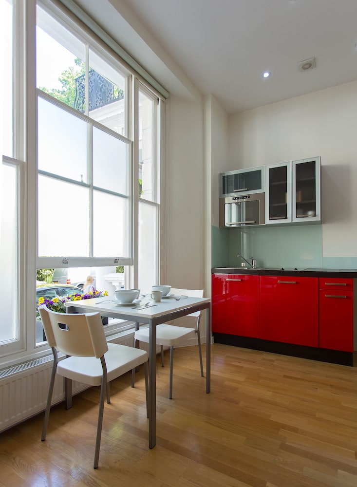 princes square serviced apartments by concept apartments