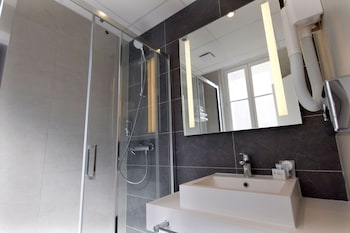 avia saphir montparnasse